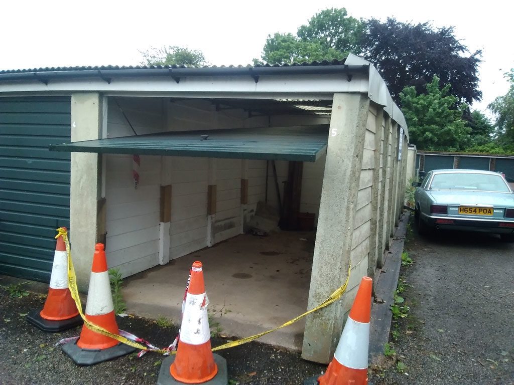 Battery Garage Repairs - Stratford Before